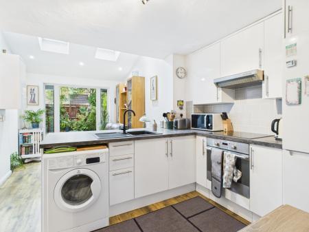 2 bedroom Terraced House for sale in Southlands, Chineham, Basingstoke, RG24