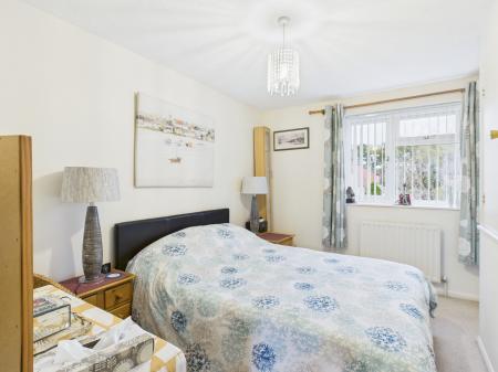 2 bedroom Terraced House for sale in Southlands, Chineham, Basingstoke, RG24