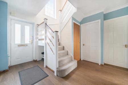 5 bedroom Detached house for sale in St Michaels Close, North Waltham, RG25