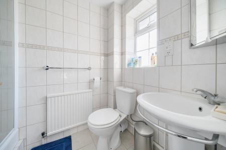 5 bedroom Detached house for sale in St Michaels Close, North Waltham, RG25