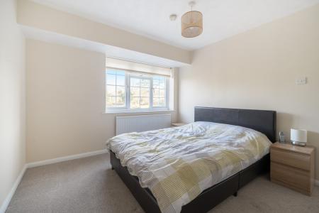 5 bedroom Detached house for sale in St Michaels Close, North Waltham, RG25