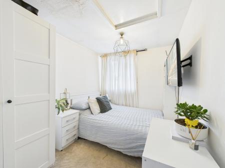 3 bedroom Terraced House for sale in Taverner Close, Basingstoke, RG21