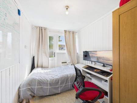 3 bedroom Terraced House for sale in Taverner Close, Basingstoke, RG21