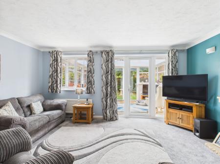 3 bedroom Detached house for sale in The Woodlands, Chineham, Basingstoke, RG24