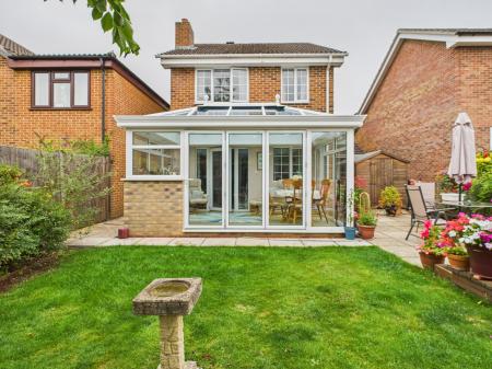 3 bedroom Detached house for sale in The Woodlands, Chineham, Basingstoke, RG24