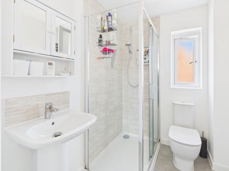 3 bedroom Detached house for sale in Tubb Way, Marnel Park, Basingstoke, RG24