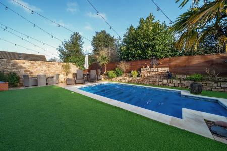 5 bedroom Detached house for sale in Western Way, Basingstoke, RG22