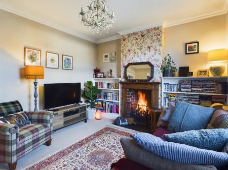 2 bedroom Terraced House for sale in Winchester Road, Basingstoke, RG21