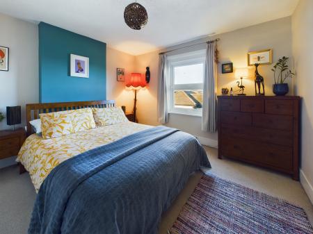 2 bedroom Terraced House for sale in Winchester Road, Basingstoke, RG21