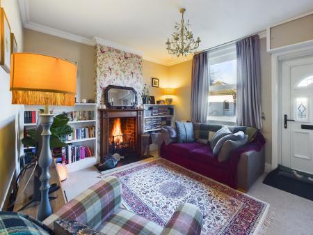 2 bedroom Terraced House for sale in Winchester Road, Basingstoke, RG21