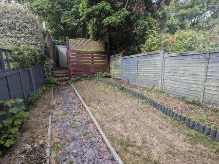 2 bedroom Terraced House for sale in Winchester Road, Basingstoke, RG21