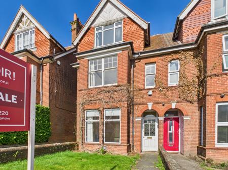 5 bedroom Semi-detached house for sale in Worting Road, Basingstoke, RG21