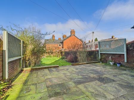 5 bedroom Semi-detached house for sale in Worting Road, Basingstoke, RG21