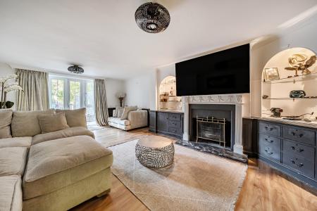 4 bedroom Semi-detached house for sale in Worting Road, Basingstoke, RG22