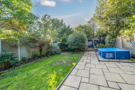 4 bedroom Semi-detached house for sale in Worting Road, Basingstoke, RG22