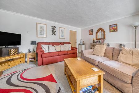 3 bedroom Detached house for sale in Zinnia Close, Basingstoke, RG22