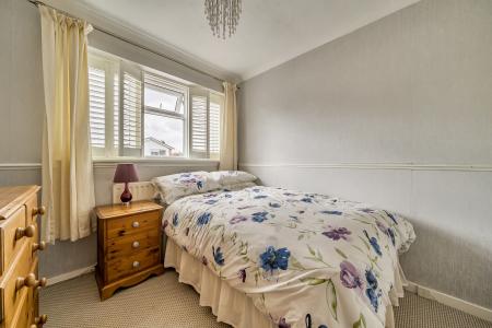 3 bedroom Detached house for sale in Zinnia Close, Basingstoke, RG22