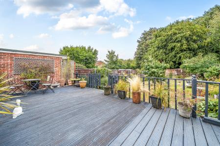 3 bedroom Detached house for sale in Zinnia Close, Basingstoke, RG22