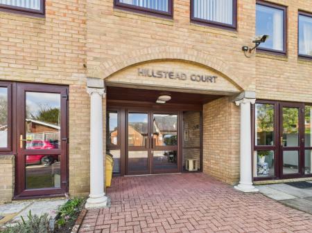 1 bedroom Retirement property for sale in Hillstead Court, Basingstoke, RG21