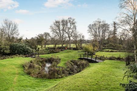 2 bedroom Apartment for sale in Shawford Road, Winchester, SO21