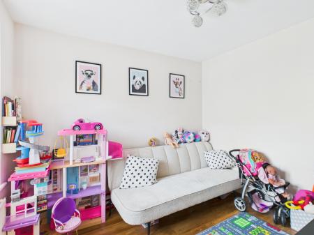 5 bedroom Detached house for sale in St Cross Road, Basingstoke, RG24