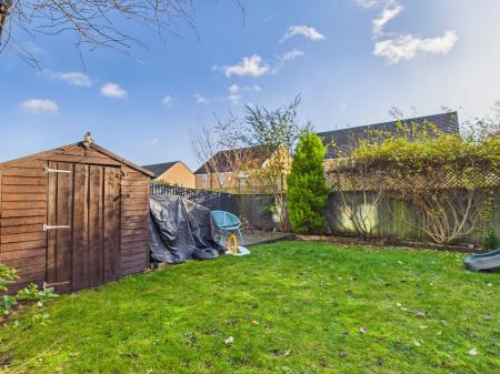 5 bedroom Detached house for sale in St Cross Road, Basingstoke, RG24