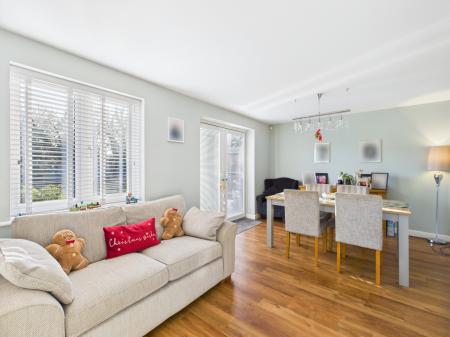 5 bedroom Detached house for sale in St Cross Road, Basingstoke, RG24