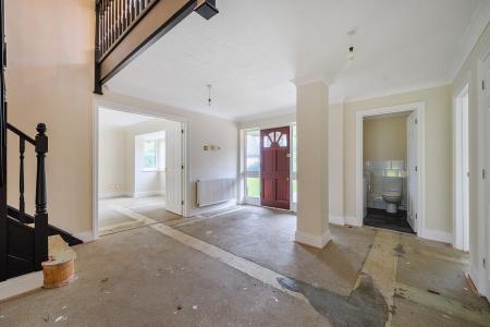 5 bedroom Detached house for sale in The Limes, Basingstoke, RG22