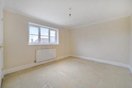 5 bedroom Detached house for sale in The Limes, Basingstoke, RG22