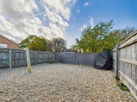2 bedroom Maisonette for sale in Borodin Close, Basingstoke, RG22