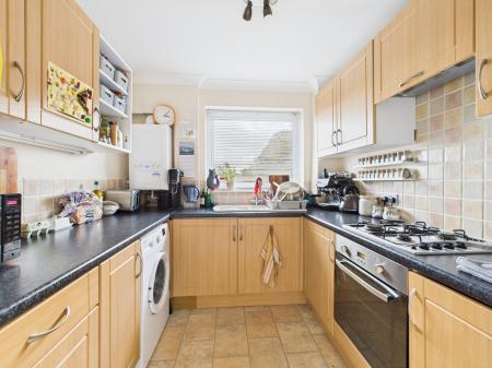 2 bedroom Maisonette for sale in Borodin Close, Basingstoke, RG22