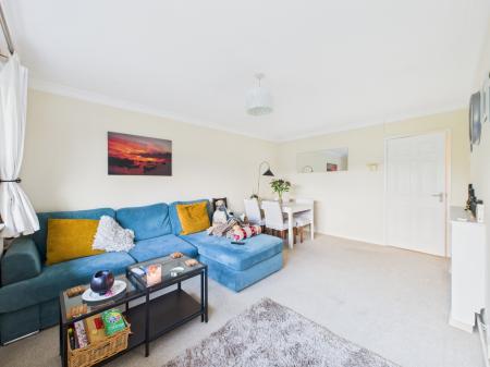 2 bedroom Maisonette for sale in Borodin Close, Basingstoke, RG22