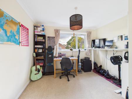 2 bedroom Maisonette for sale in Borodin Close, Basingstoke, RG22