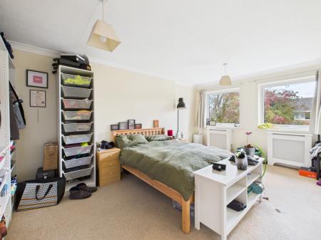 2 bedroom Maisonette for sale in Borodin Close, Basingstoke, RG22