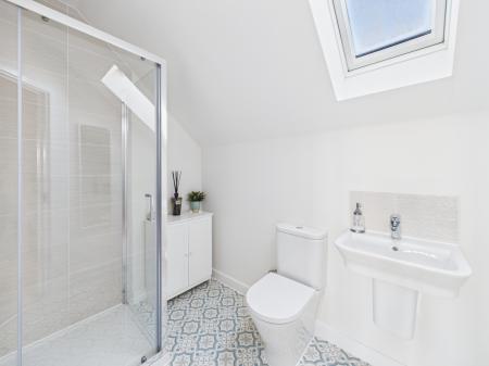 3 bedroom Town house for sale in Greenkeepers Avenue, Basingstoke, RG23