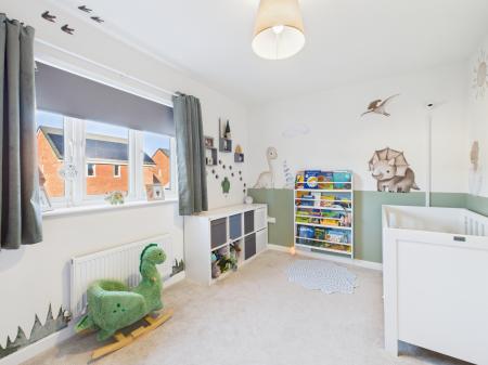 3 bedroom Town house for sale in Greenkeepers Avenue, Basingstoke, RG23