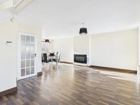 3 bedroom Semi-detached house for sale in Carlisle Close, Basingstoke, RG23