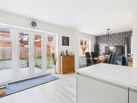3 bedroom Detached house for sale in Greenkeepers Avenue, Beggarwood, Basingstoke, RG23
