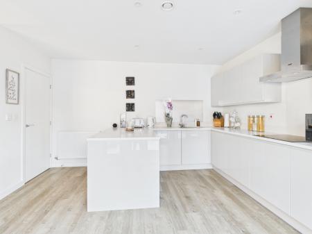 3 bedroom Detached house for sale in Greenkeepers Avenue, Beggarwood, Basingstoke, RG23