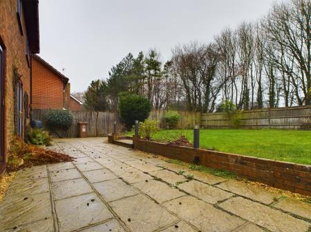4 bedroom Detached house for sale in Thyme Close, Chineham, Basingstoke, RG24