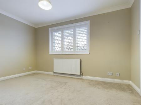 4 bedroom Detached house for sale in Thyme Close, Chineham, Basingstoke, RG24