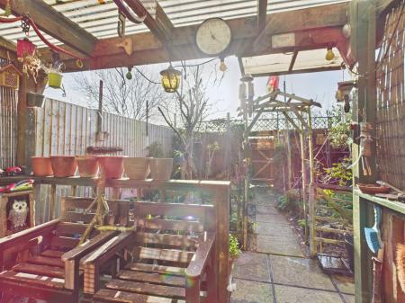 3 bedroom End of terrace house for sale in Montserrat Road, Basingstoke, RG24