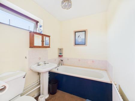 3 bedroom End of terrace house for sale in Montserrat Road, Basingstoke, RG24