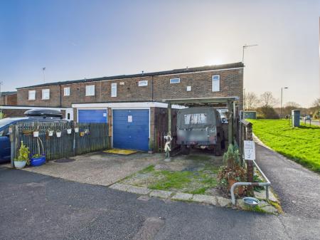 3 bedroom End of terrace house for sale in Montserrat Road, Basingstoke, RG24