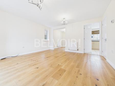 4 bedroom Detached house to let in Dorset Crescent, Worting, Basingstoke, RG22