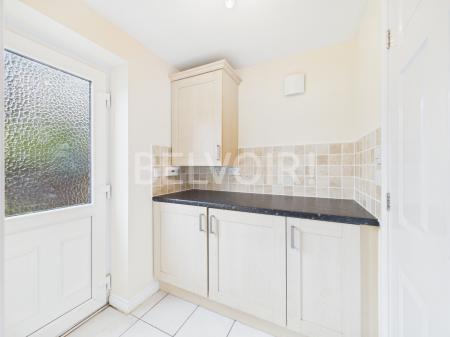 4 bedroom Detached house to let in Dorset Crescent, Worting, Basingstoke, RG22