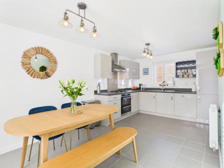 3 bedroom Detached house for sale in Hasker Road, Basingstoke, RG24