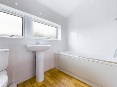 1 bedroom Flat to let in Wilmott Way, Winklebury, Basingstoke, RG23