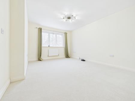 4 bedroom Semi-detached house to let in Downlands Way, South Wonston, Winchester, SO21