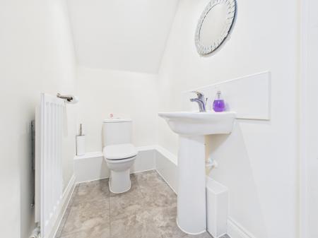 4 bedroom Semi-detached house to let in Downlands Way, South Wonston, Winchester, SO21